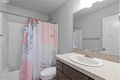 2598 NW Meadows Dr, McMinnville, OR 97128 - Photo 20