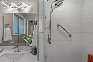 5138 SW Santa Monica Ct, Portland, OR 97221 - Photo 32