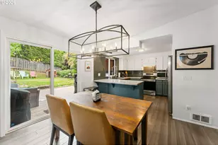 6213 SW 33rd Pl, Portland, OR 97239 - Photo 8