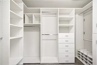 7600 SW Millerglen Dr, Beaverton, OR 97007 - Photo 18