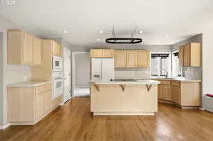 7600 SW Millerglen Dr, Beaverton, OR 97007 - Photo 6