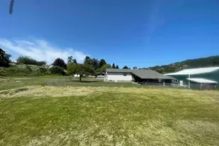 151 E Date St, Powers, OR 97466 - Photo 10