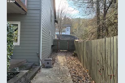 286 Winchester Creek Ave, Winchester, OR 97495 - Photo 40