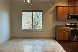 286 Winchester Creek Ave, Winchester, OR 97495 - Photo 4