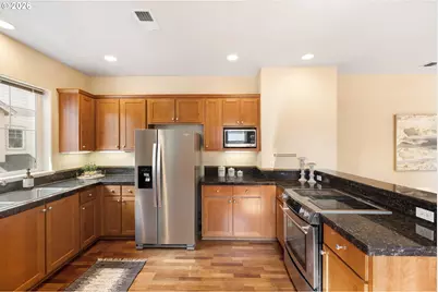 10336 SW Hollyridge Ln, Beaverton, OR 97005 - Photo 12