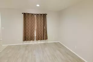 5923 Rhinestone Ct, Salem, OR 97306 - Photo 6
