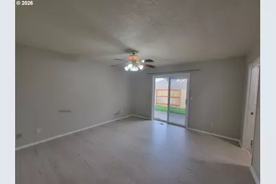 5923 Rhinestone Ct, Salem, OR 97306 - Photo 14