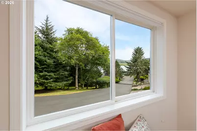 1255 NE Lakewood, Lincoln City, OR 97367 - Photo 16