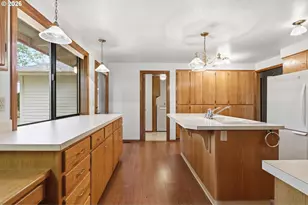 1735 NE 57th Ave, Hillsboro, OR 97124 - Photo 14