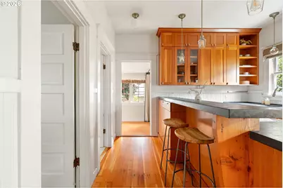 1020 NE Sumner St, Portland, OR 97211 - Photo 20