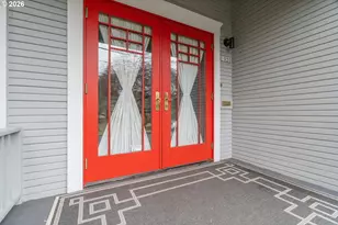 1020 NE Sumner St, Portland, OR 97211 - Photo 2