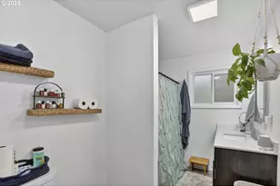 1334 SW Blaine St, McMinnville, OR 97128 - Photo 16