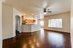 4699 Symphony Dr, Eugene, OR 97404 - Photo 12