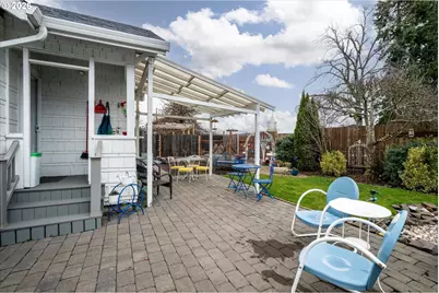 524 N 5th St, Creswell, OR 97426 - Photo 28