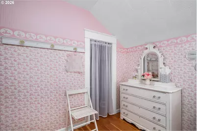 524 N 5th St, Creswell, OR 97426 - Photo 24