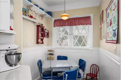 524 N 5th St, Creswell, OR 97426 - Photo 20