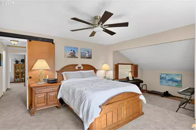 17824 SW Granada Dr, Beaverton, OR 97007 - Photo 14