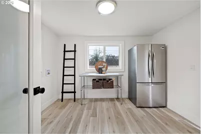 1357 E St, Springfield, OR 97477 - Photo 8