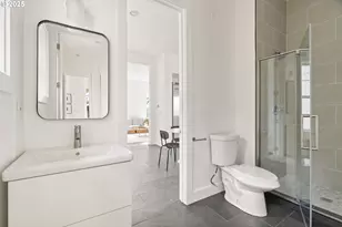 290 SW Moonridge Pl, Portland, OR 97225 - Photo 30