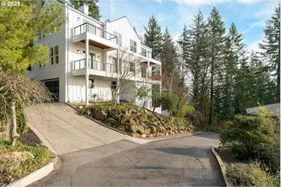 290 SW Moonridge Pl, Portland, OR 97225 - Photo 40