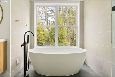 290 SW Moonridge Pl, Portland, OR 97225 - Photo 18