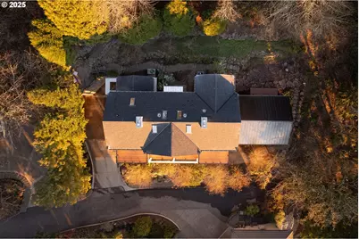 290 SW Moonridge Pl, Portland, OR 97225 - Photo 44