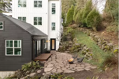 290 SW Moonridge Pl, Portland, OR 97225 - Photo 38