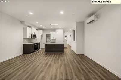 230 NW Mawrcrest Ave, Gresham, OR 97030 - Photo 4