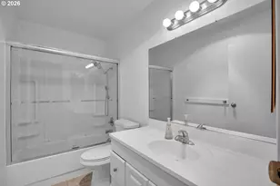 7748 SW Barnes Rd, Portland, OR 97225 - Photo 12