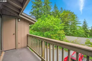 7748 SW Barnes Rd, Portland, OR 97225 - Photo 14