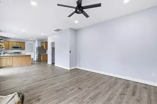 12718 NE 12th Ave, Vancouver, WA 98685 - Photo 18