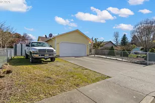 245 SE Wildwood Way, Myrtle Creek, OR 97457 - Photo 2