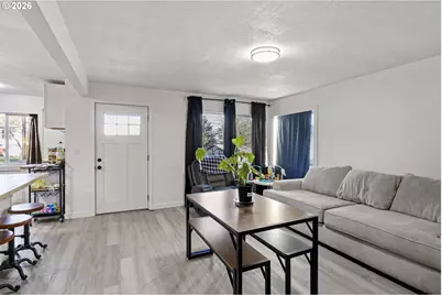380 NW Cary St, Winston, OR 97496 - Photo 8