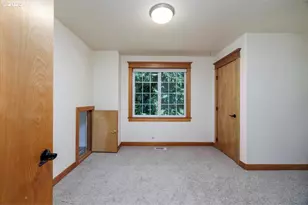 9690 SW Spring Crest Dr, Portland, OR 97225 - Photo 22
