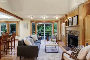 9690 SW Spring Crest Dr, Portland, OR 97225 - Photo 8