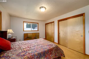 1526 SW Cypress Ln, McMinnville, OR 97128 - Photo 20