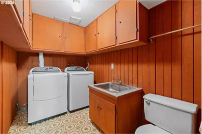 11865 NW Marylee Ct, Portland, OR 97229 - Photo 34
