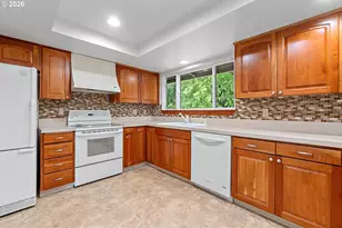 11865 NW Marylee Ct, Portland, OR 97229 - Photo 16