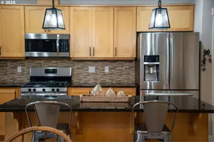 10592 NW 289th Ave, North Plains, OR 97133 - Photo 4