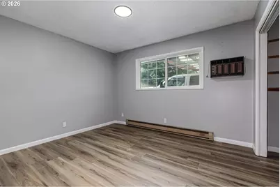 180 NE 6th St, Clatskanie, OR 97016 - Photo 8