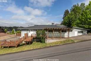 180 NE 6th St, Clatskanie, OR 97016 - Photo 14