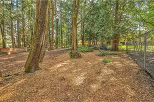 9200 SW Elrose Ct, Portland, OR 97224 - Photo 32