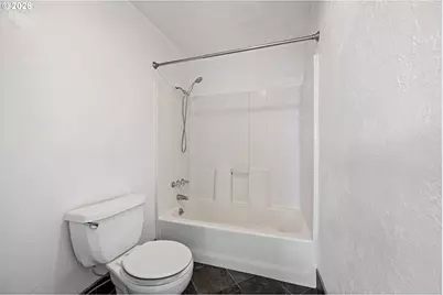 1980 Princeton Dr, Eugene, OR 97405 - Photo 14