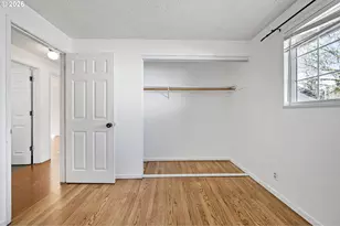 1980 Princeton Dr, Eugene, OR 97405 - Photo 12