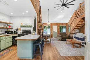 76270 E Rd 28, Rhododendron, OR 97049 - Photo 6