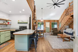 76270 E Rd 28, Rhododendron, OR 97049 - Photo 10