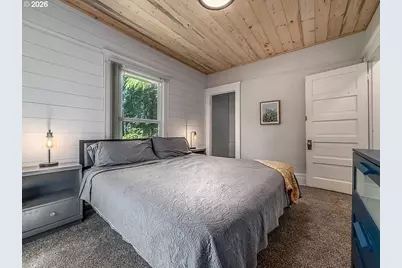 577 Madison St, Eugene, OR 97402 - Photo 8