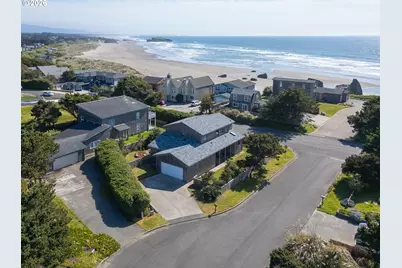 1305 Strawberry Dr, Bandon, OR 97411 - Photo 1