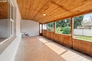 360 E Elwood St, Stayton, OR 97383 - Photo 32