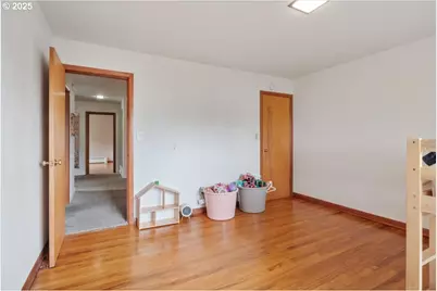 360 E Elwood St, Stayton, OR 97383 - Photo 20